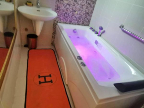 JACUZZI ROOM 2 BEDROOM UNIT AT GRASS RESIDENCES